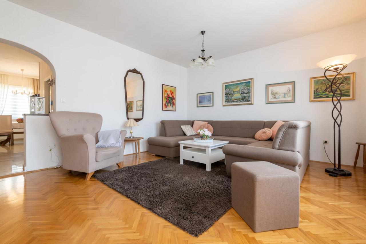 Vranjes Lägenhet Kaštela Exteriör bild